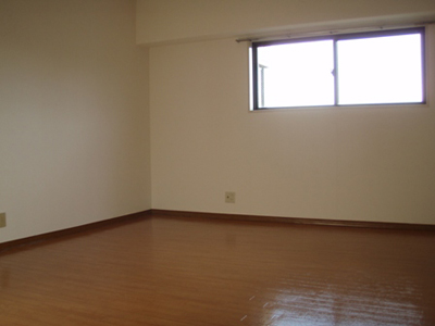 ���r���O"